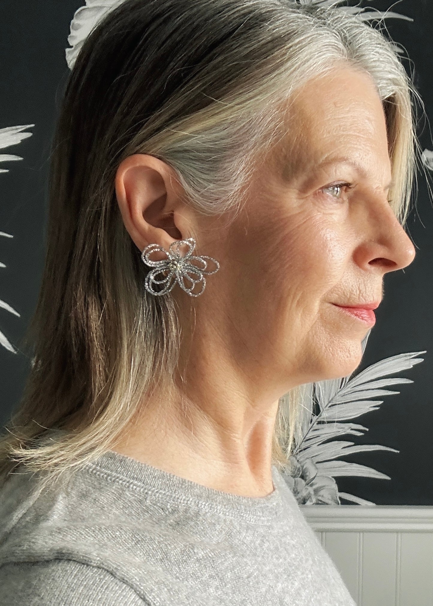 Sparkle flower earrings