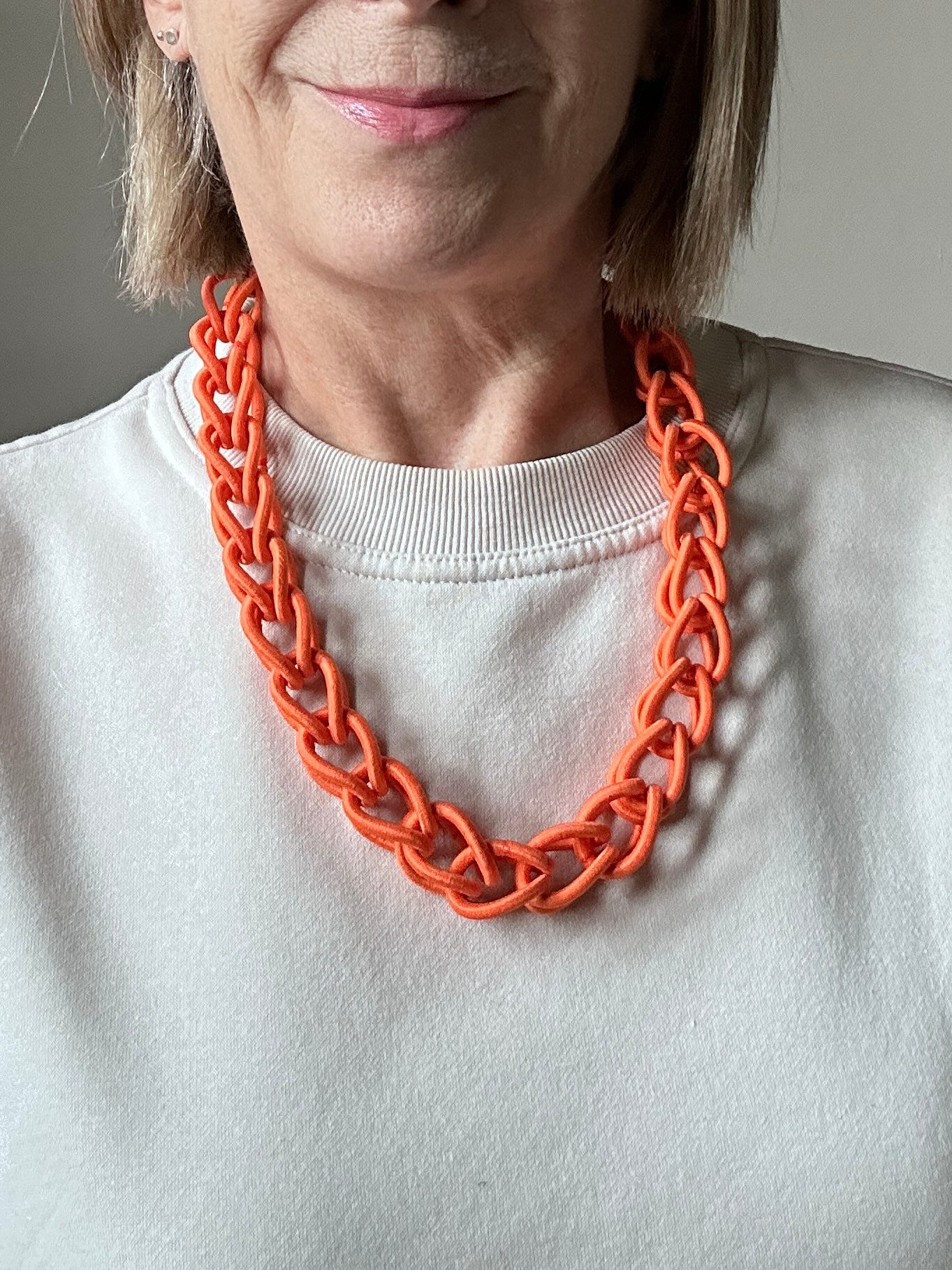 ELASTIC CHAIN short necklace