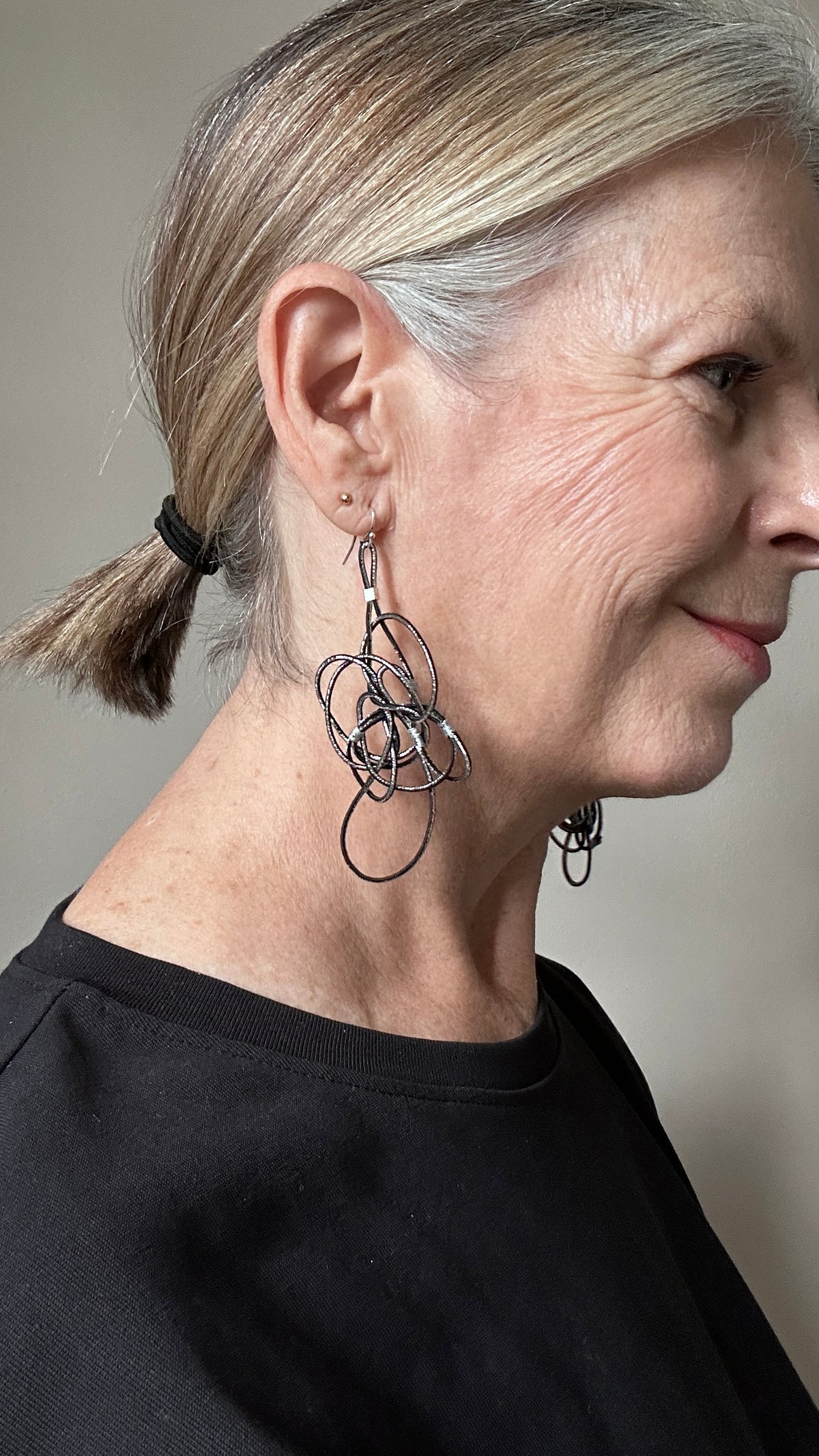 Chaos Cord Earrings silver black