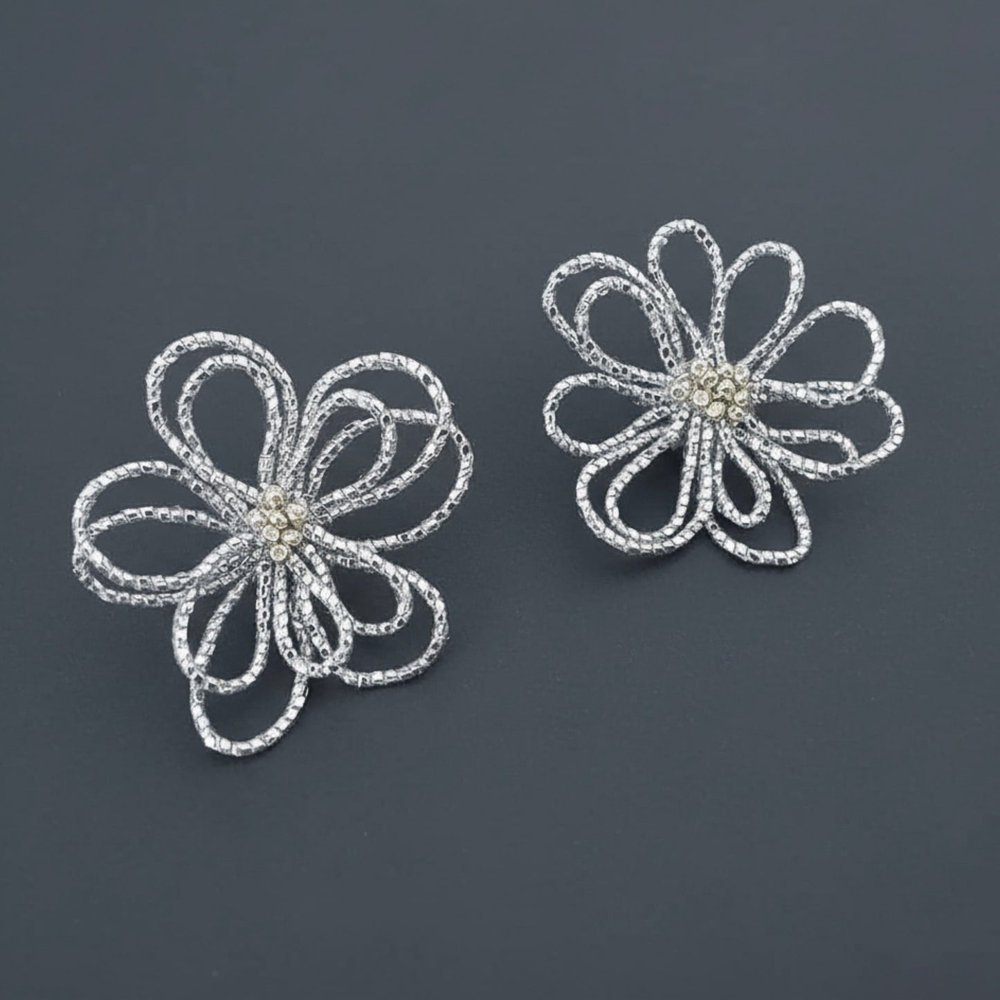 Sparkle flower earrings
