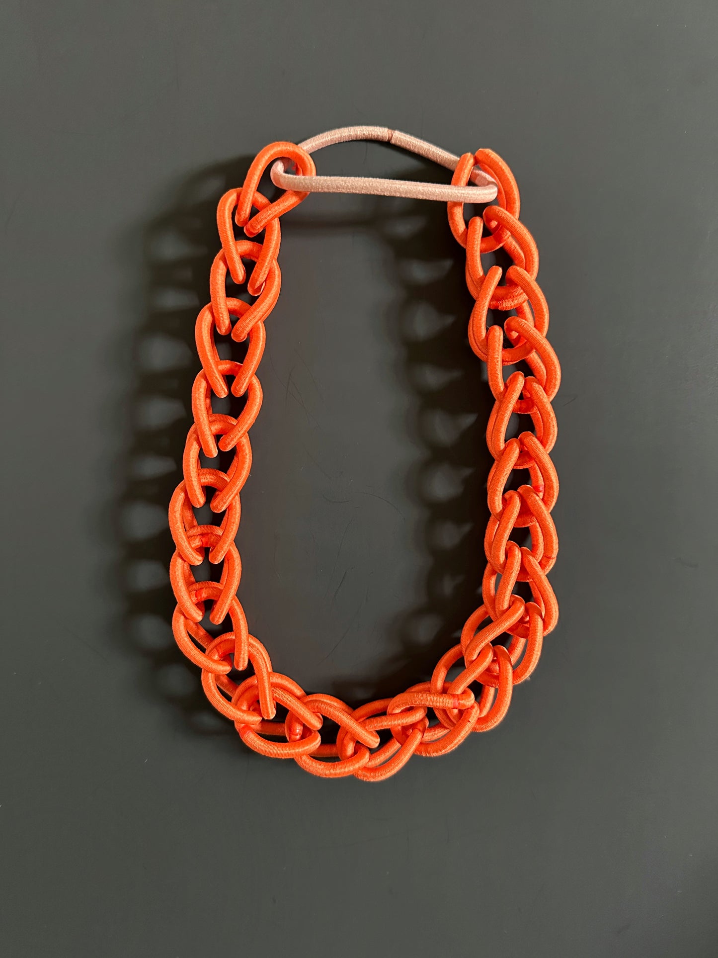 ELASTIC CHAIN Short orange