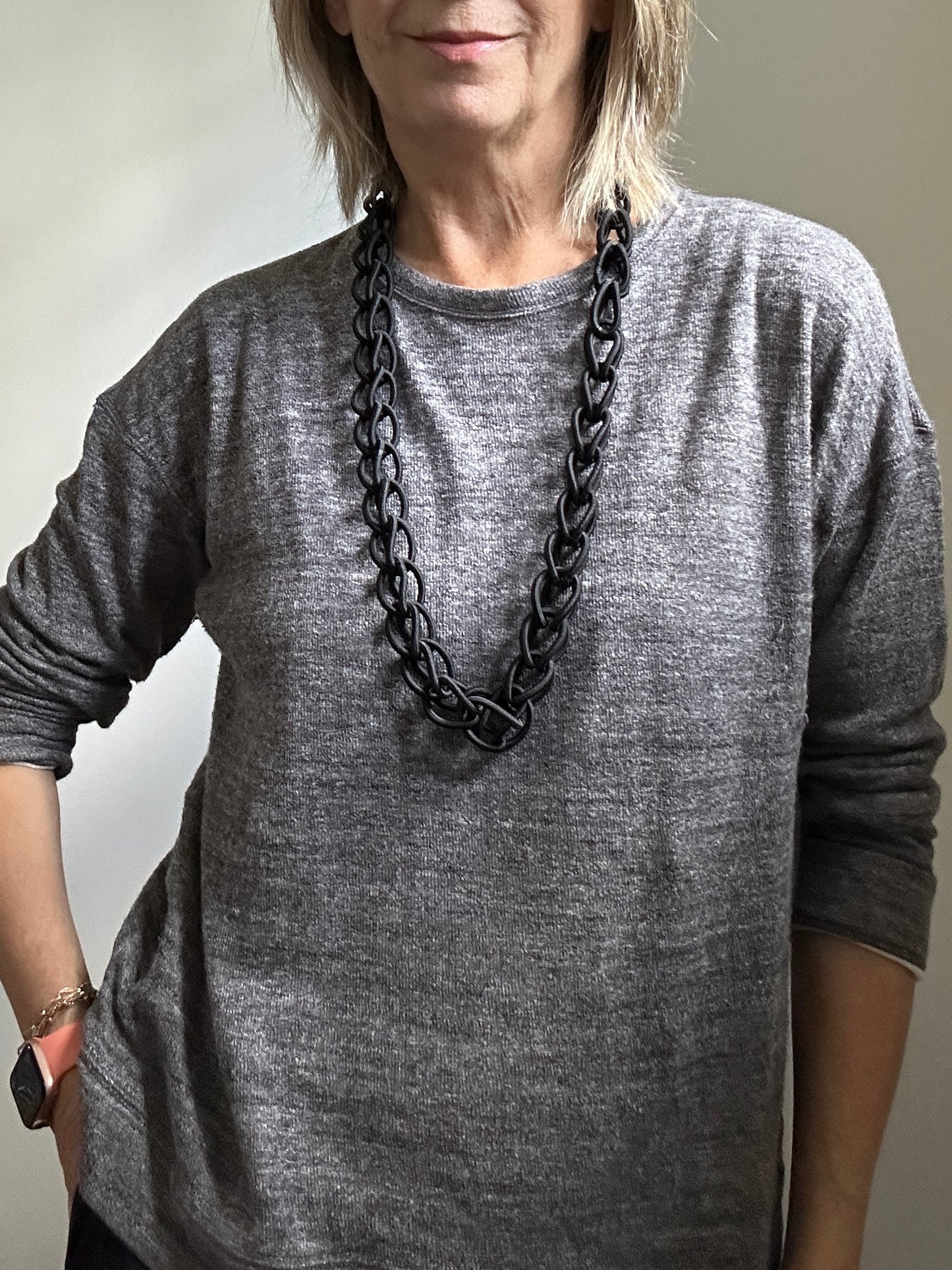 ELASTIC CHAIN LONG black